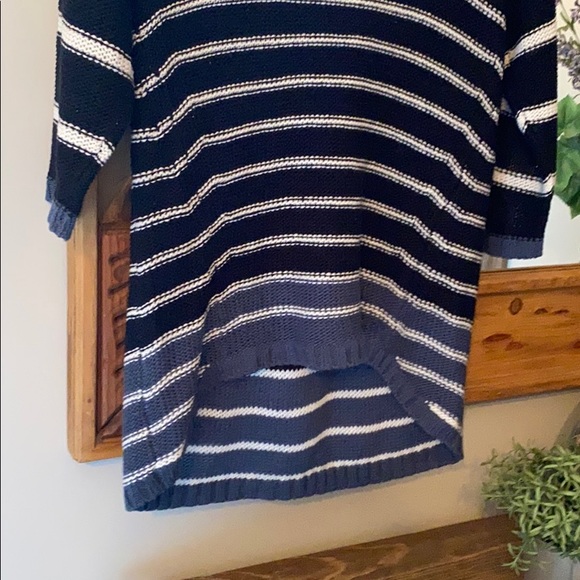 3/4 length sleeve high/low Sweater - Picture 4 of 6